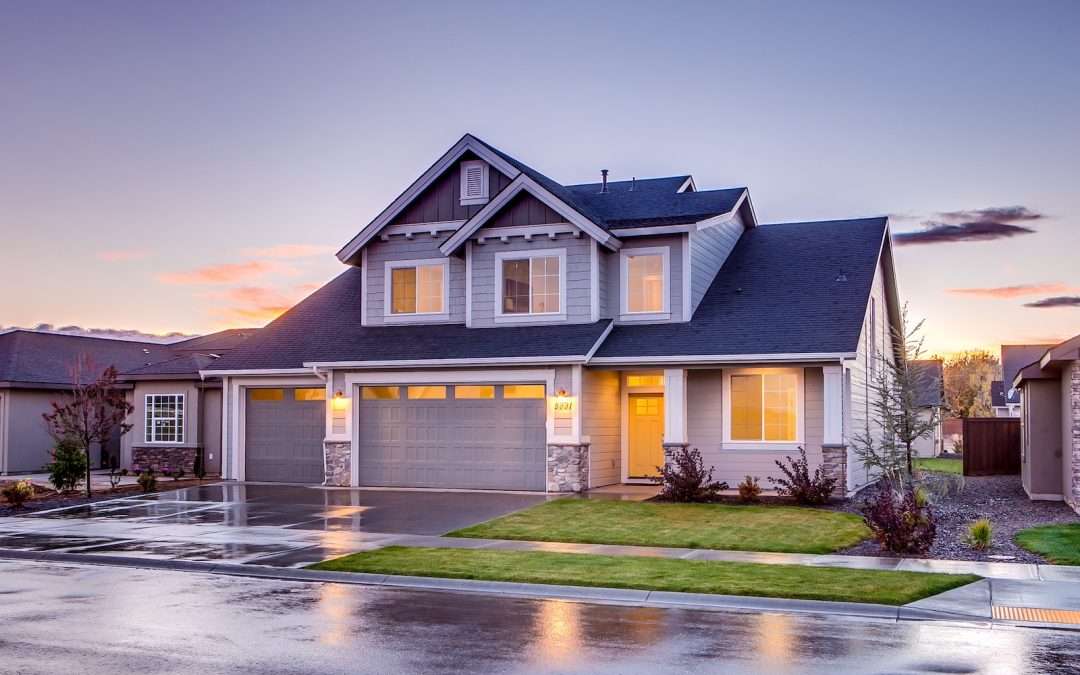 Comparing the Lifespan of Popular Roofing Materials: Which Lasts the Longest?