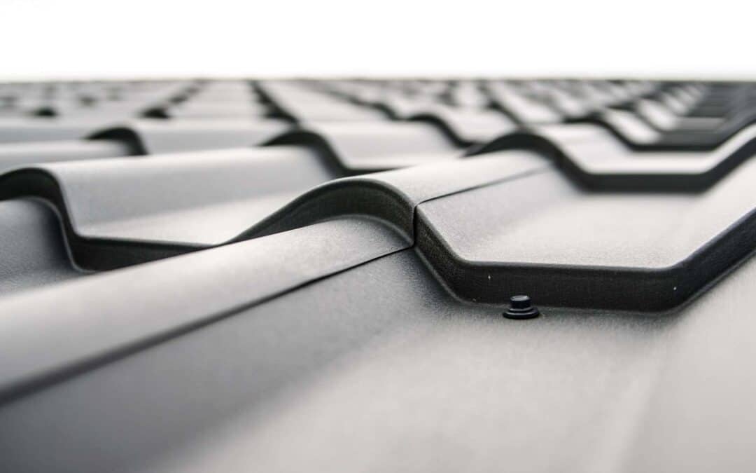 The Ultimate Guide to Choosing the Right Roofing Material for Your Home