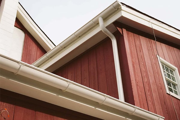 Gutters Still Overflowing After Cleaning? What to Check Next